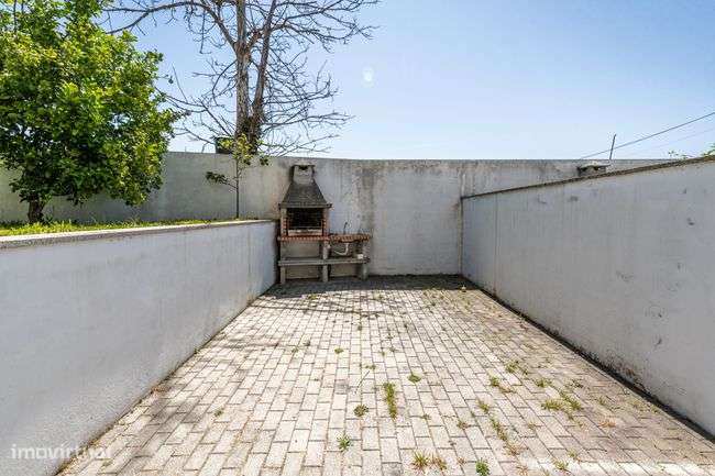 Moradia T4 com 2 Suites em Dume - Braga-31