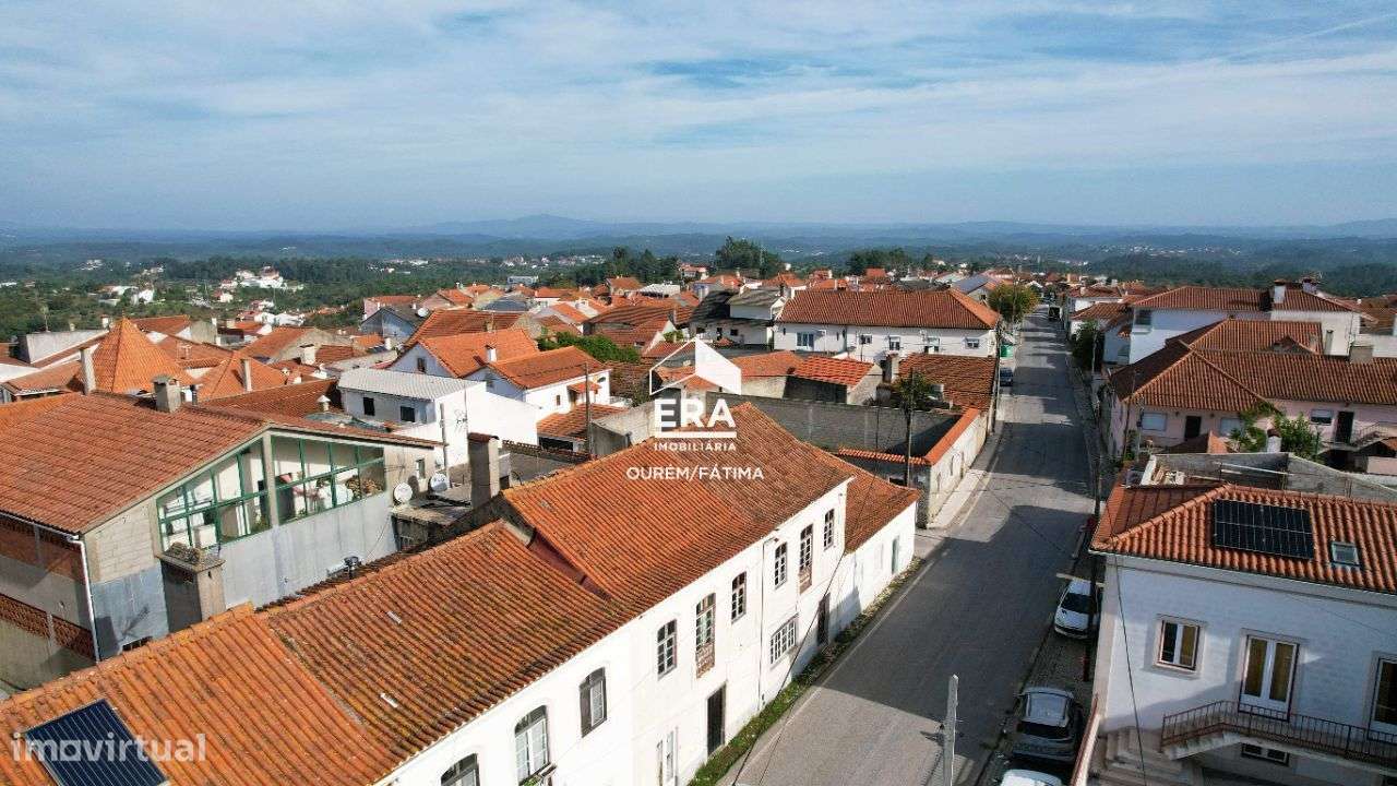 Moradia T6 localizada em Alburitel, Ourém - Grande imagem: 5/33