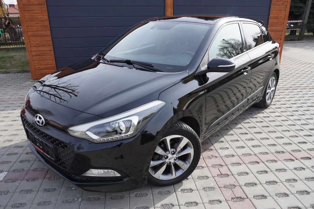 Hyundai i20 II 1.2 YES Gold 2017