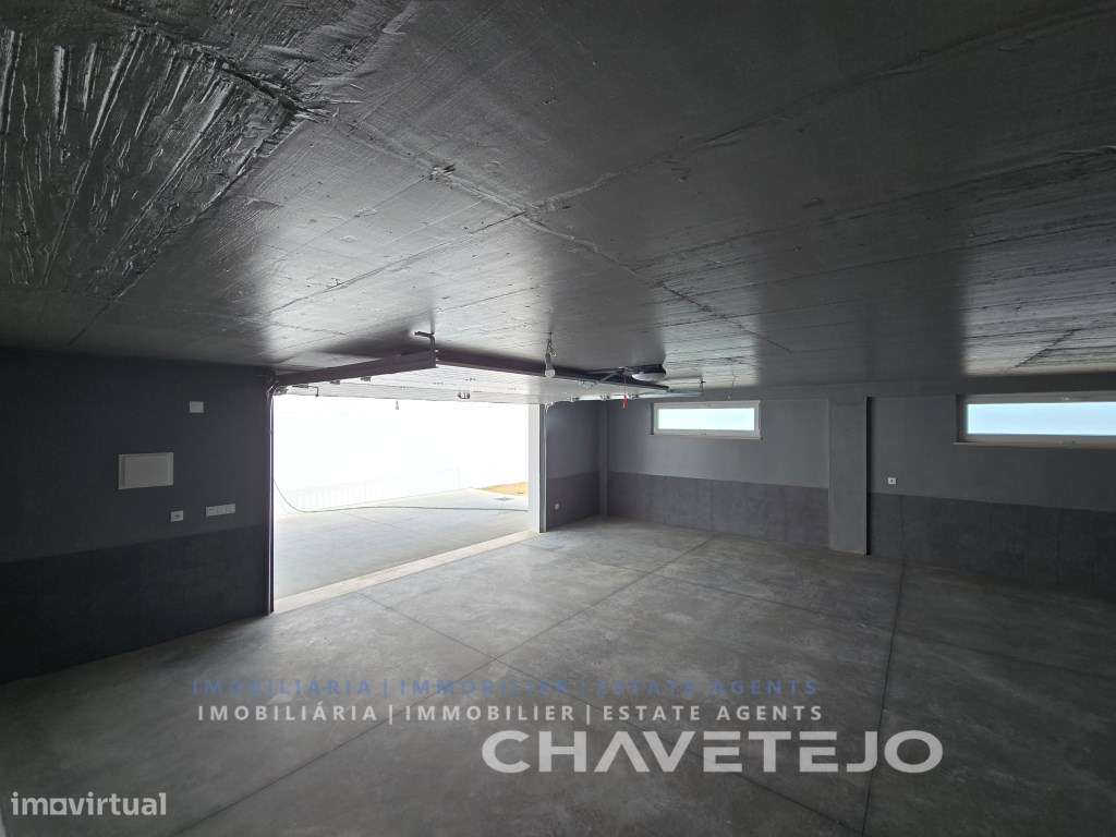 Moradia totalmente nova com 3 quartos enorme garagem para venda em ...-32