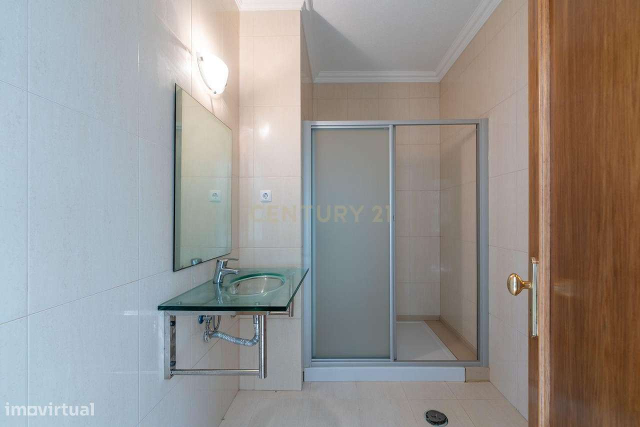 Moradia no Condomínio Privado da Penha Longa-46