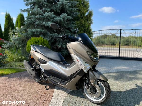 Yamaha NMAX - 1