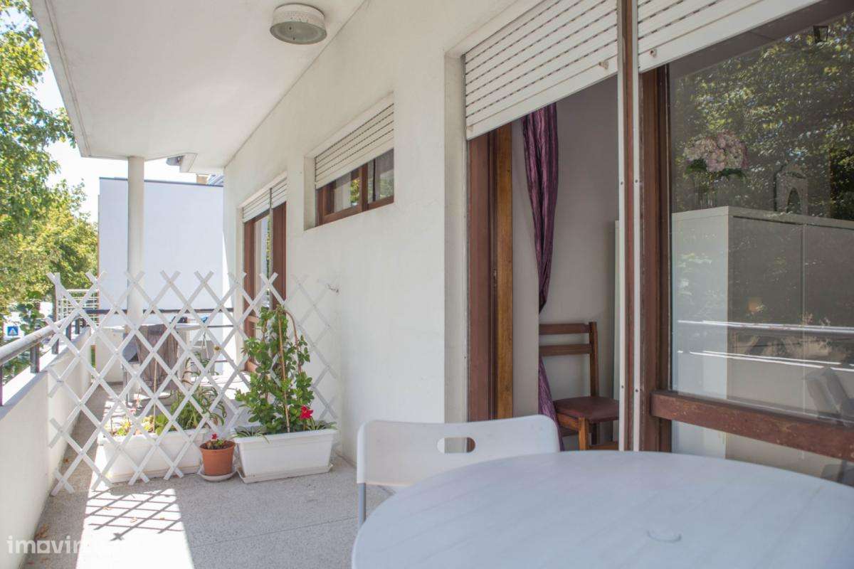 Quarto - localizado em Paranhos Porto - Grande imagem: 2/10