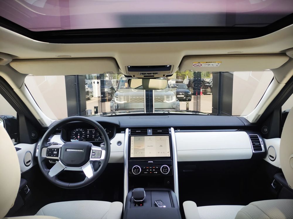 Land-Rover Discovery 3.0 Diesel 250 KM — zdjęcie 3