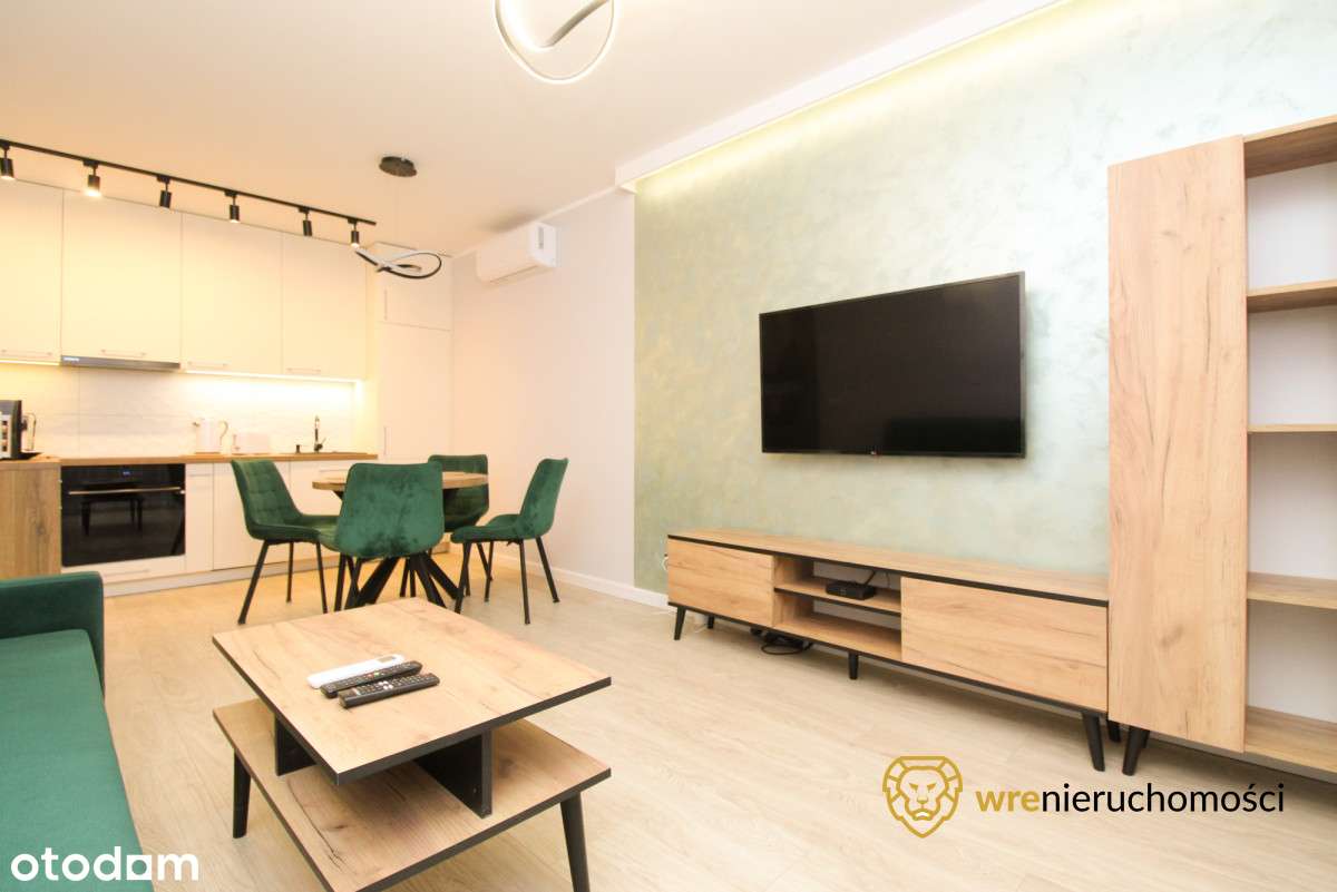 419053 - Pełny obrazek: 4/20