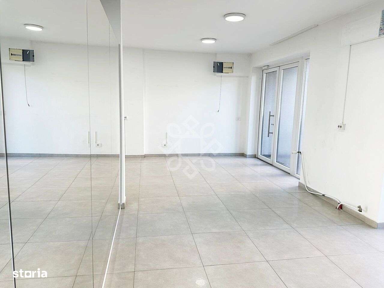 Spatiu comercial de inchiriat zona Universitatii - Imagine principală: 3/8