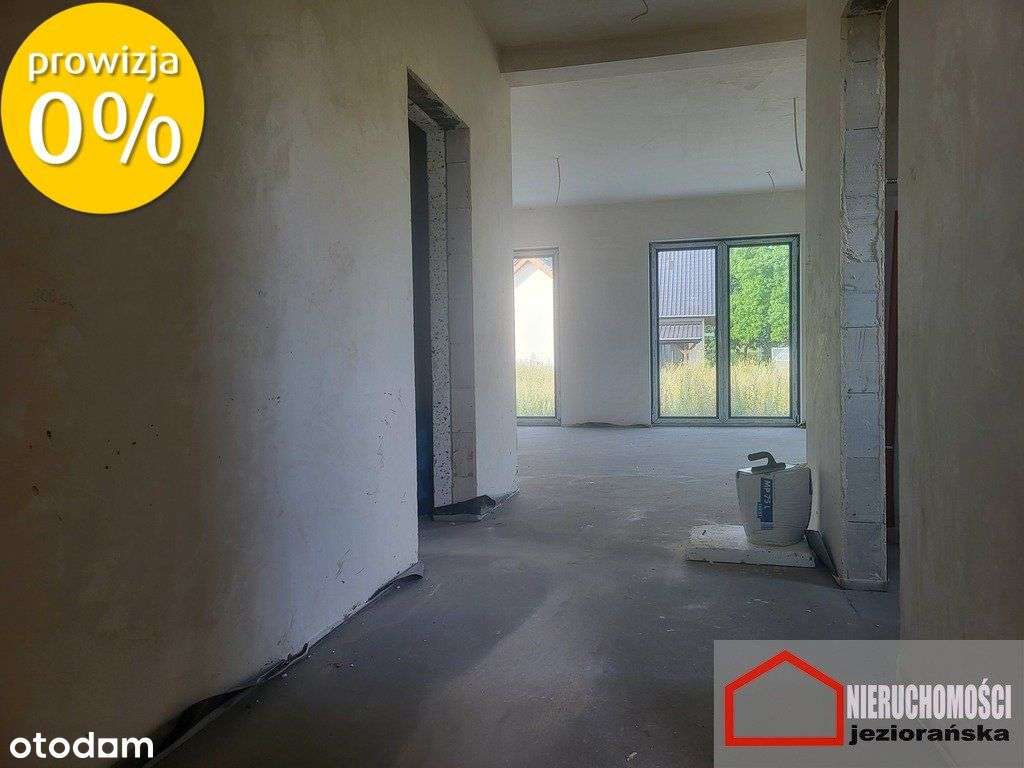 Dom z garażem pod lasem.-5