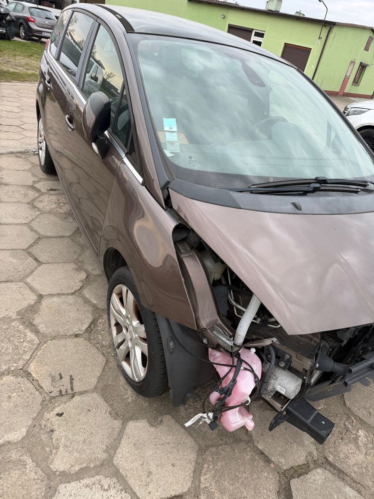 Peugeot 5008 I 1.6 HDi Premium 2014