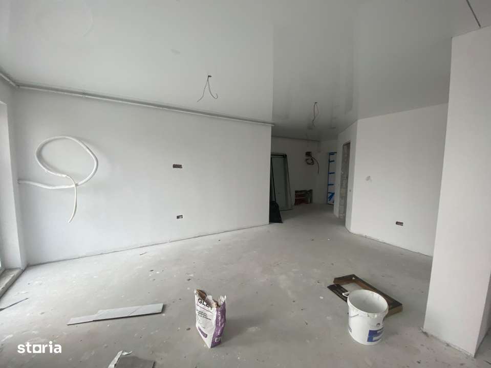 Apartament 3 camere – Bloc Nou, Zona Stadion, Constanta - Imagine principală: 5/15