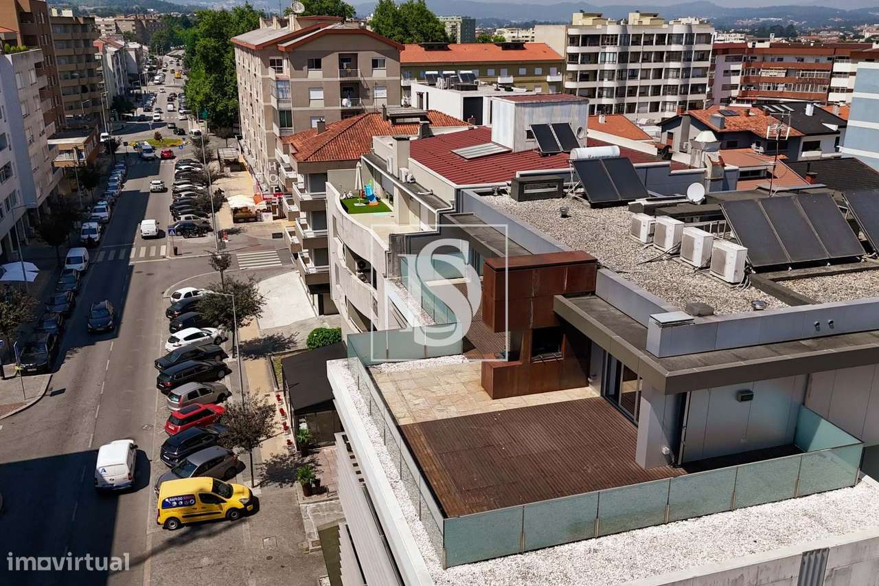 Apartamento c/ TERRAÇO no centro da cidade de BARCELOS!-15