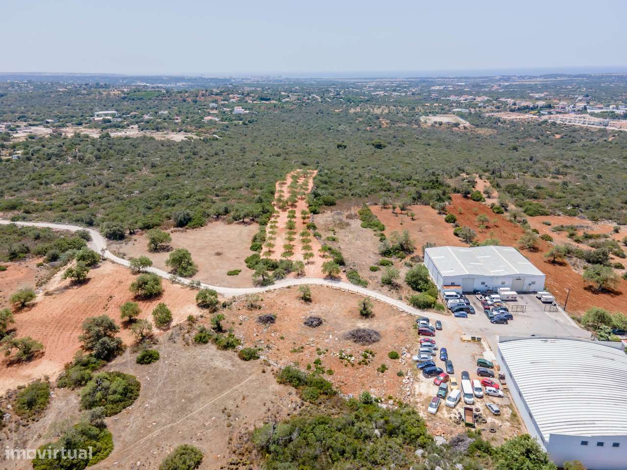 Terreno rústico com 2800m2 a 5 minutos de Boliqueime - Grande imagem: 3/12