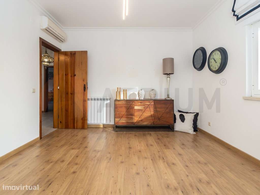 Exclusiva Moradia T6 com Quintinha, Piscina e Elevado Potencial de ...-29