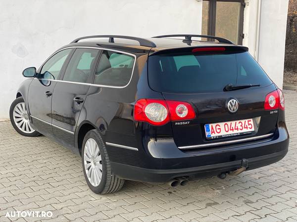 Volkswagen Passat Variant 2.0 TDI DPF DSG Highline - 12