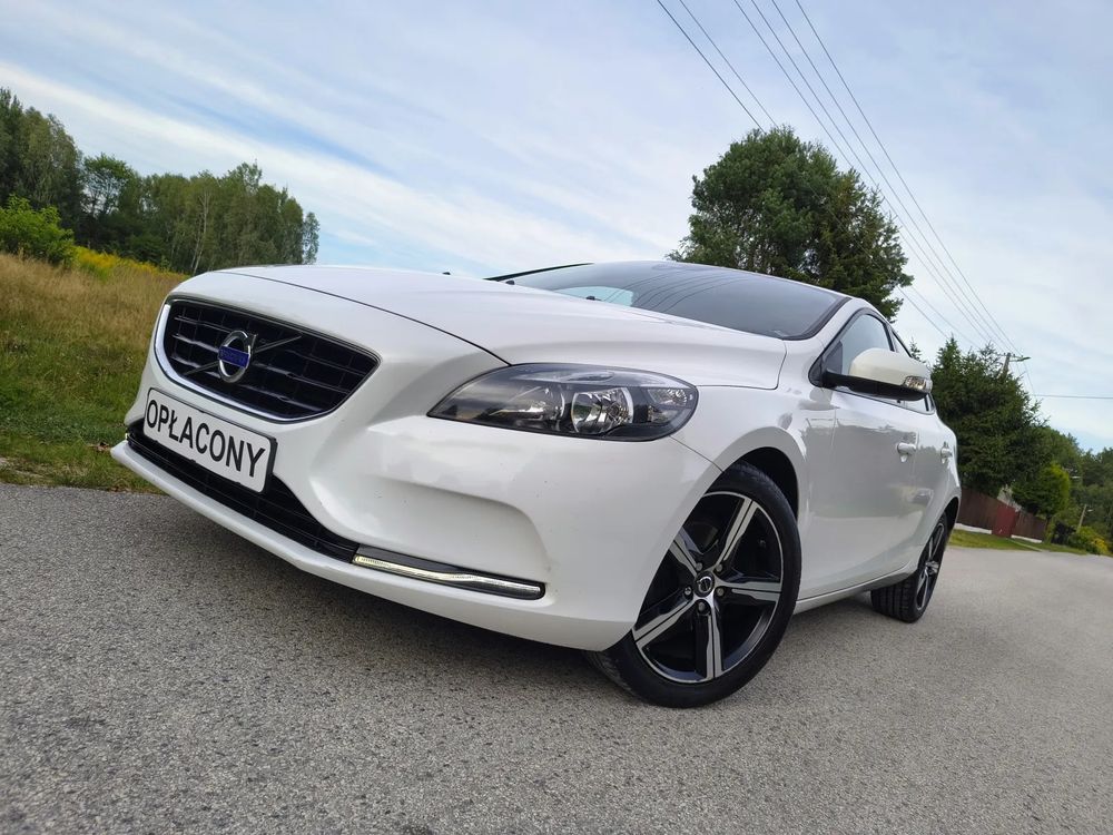 Volvo V40 II (2012-) D2 Summum 2014