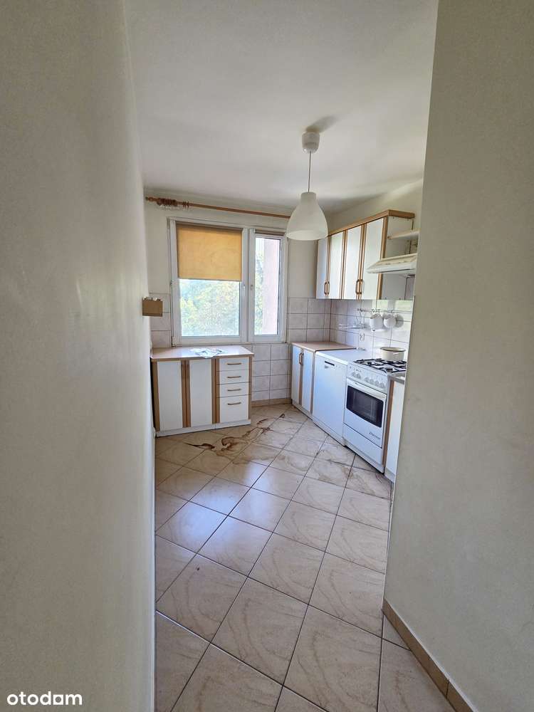 3-pokojowe mieszkanie z balkonem, jasne i funkcjonalne. ul Odrzańska 4-6