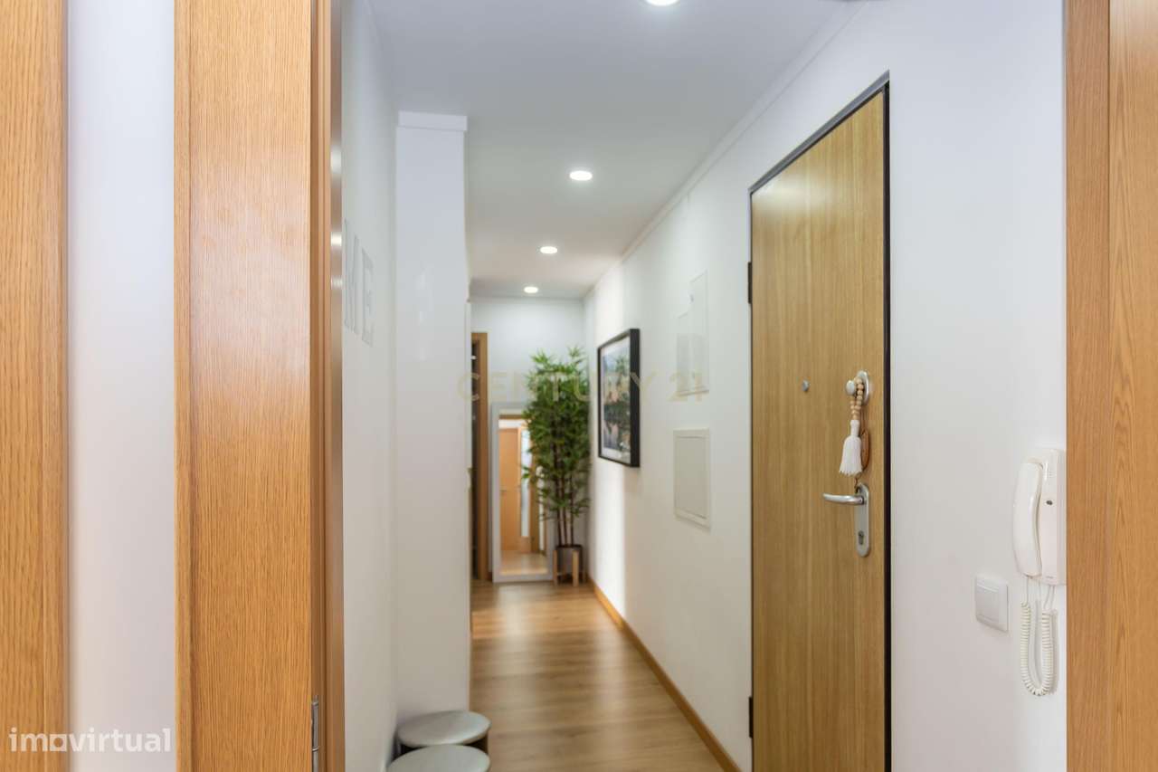 Apartamento T2 Remodelado - Setúbal-13