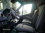 Mercedes-Benz Sprinter - 9