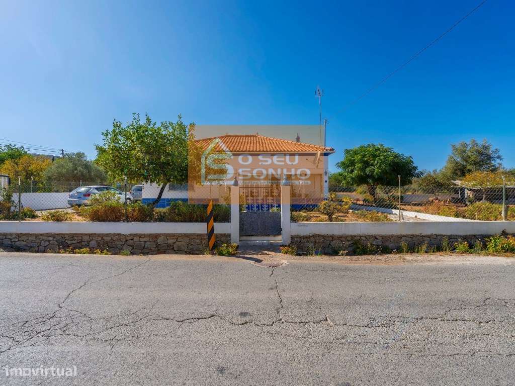 Moradia T3 em São Brás de Alportel-52