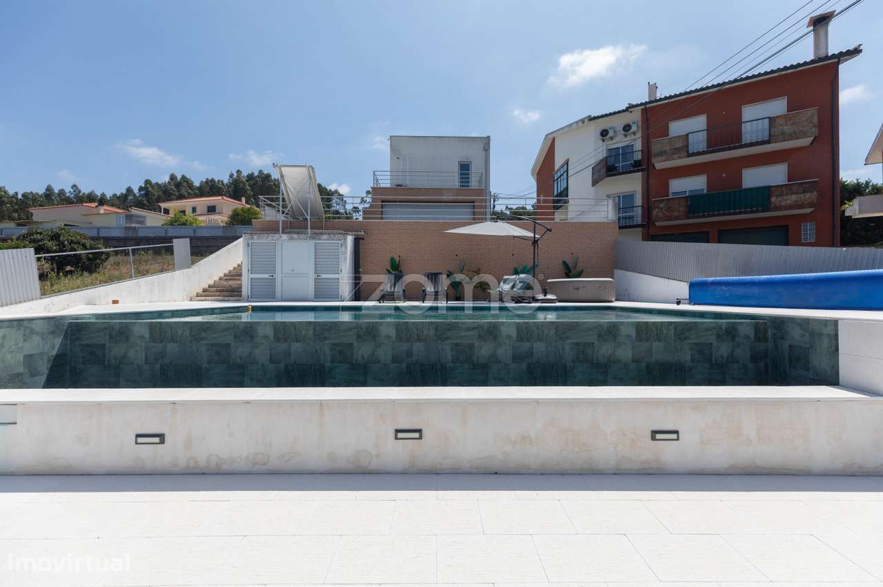 Moradia Moderna em Taveiro, Coimbra com Vistas Desafogadas-55