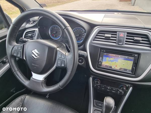 Suzuki SX4 S-Cross 1.6 VVT CVT 4x4 Comfort+ - 32