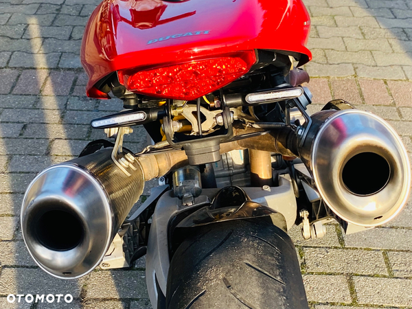 Ducati Monster - 15