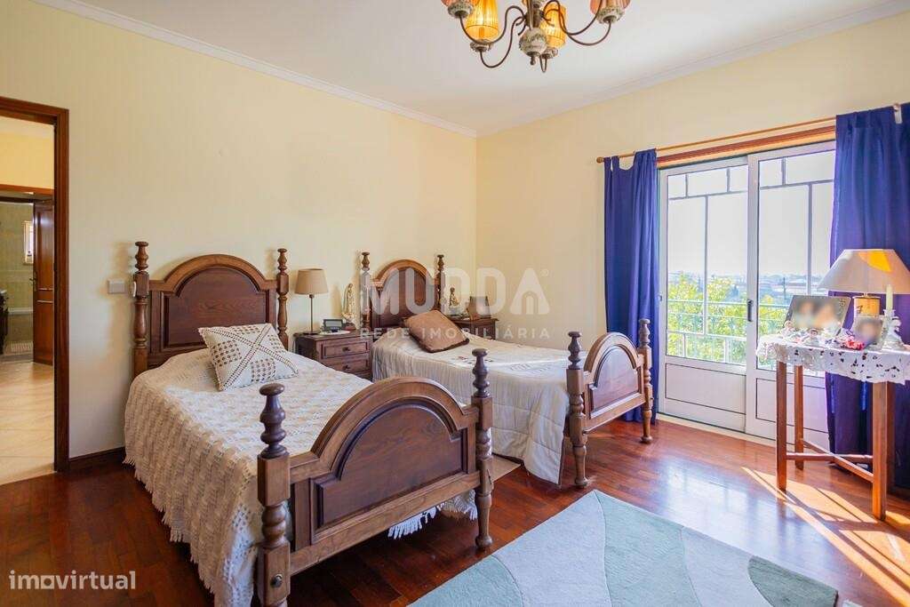 Moradia T4 à venda em Mataduços, Esgueira, Aveiro – Espaço, Conforto e-50