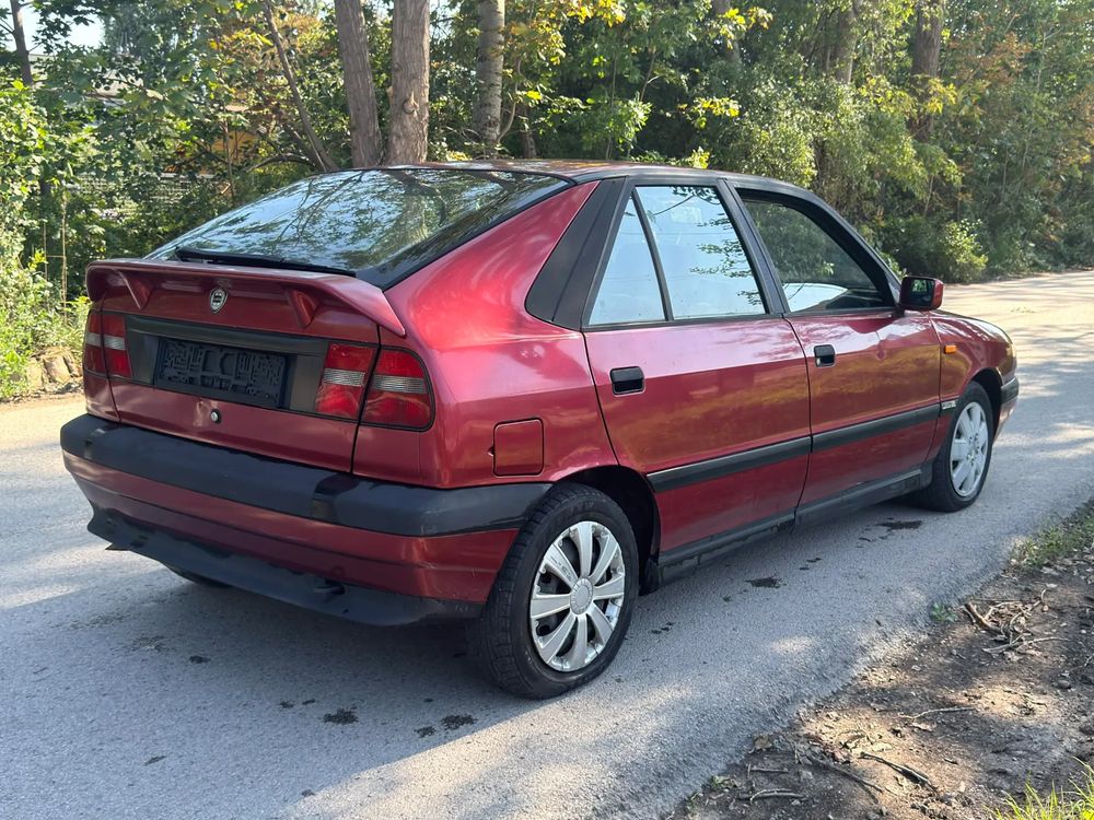 Lancia Delta 1600 LE 1996