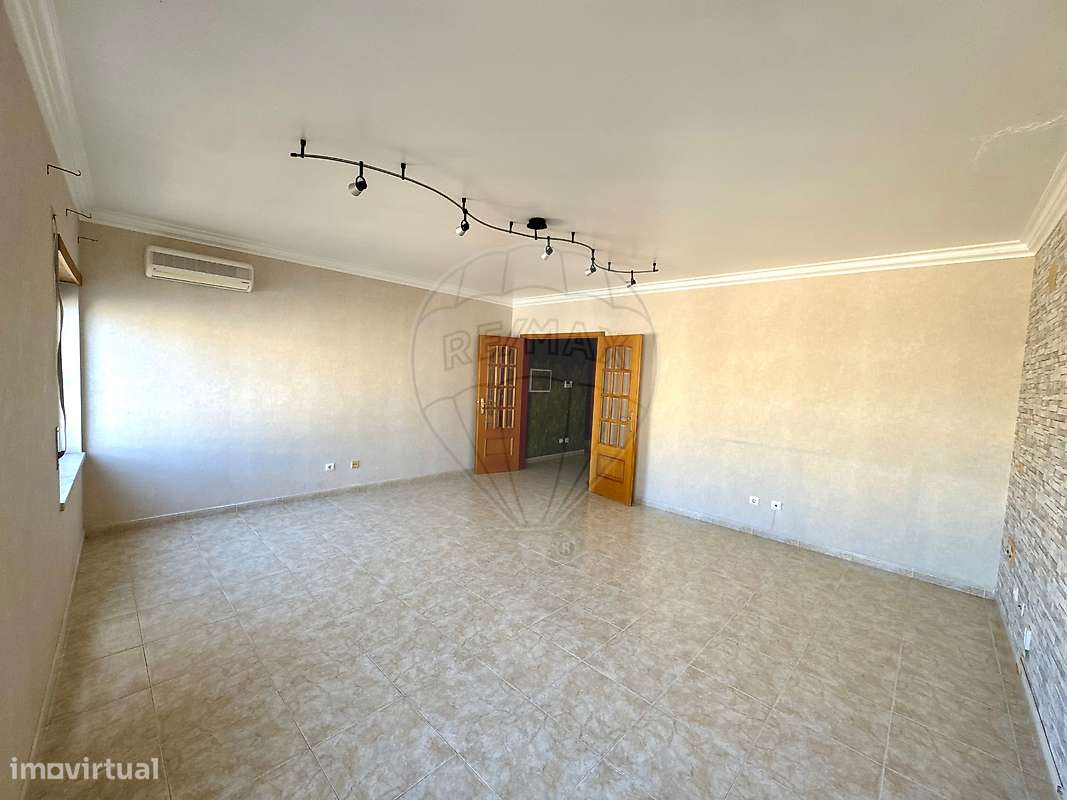 Apartamento T3 para arrendamento - Grande imagem: 3/27