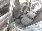 Toyota Avensis 1.8 VVT-i Combi - 15