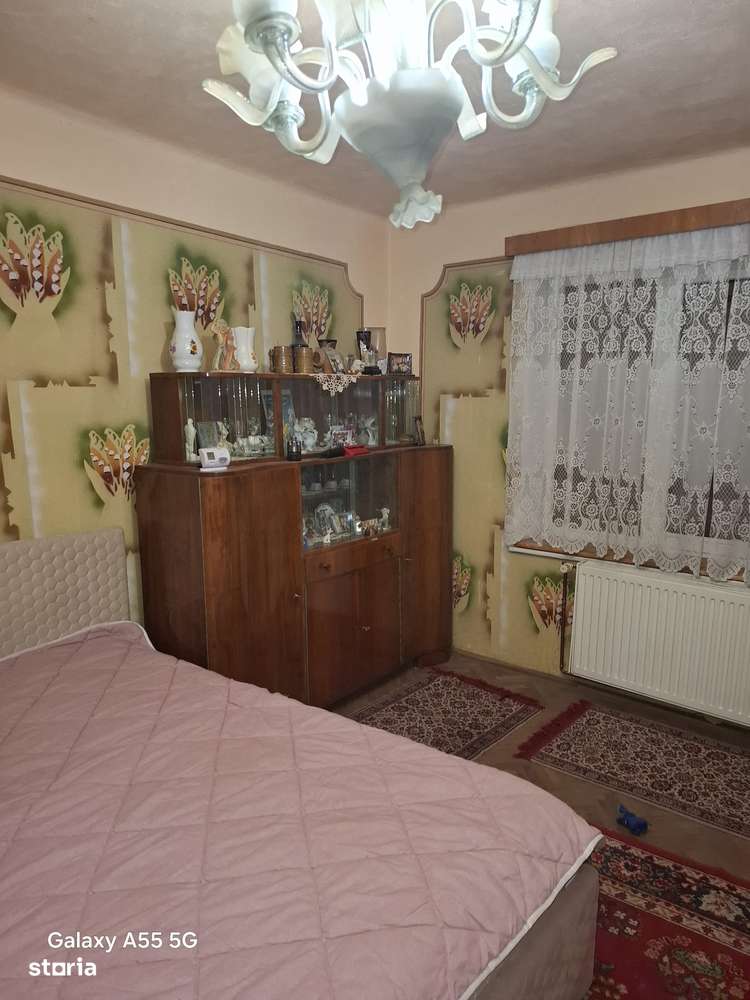 Casa  situata in Sanpetru, structurata pe D+P+pod, teren 1152 mp ! - Imagine principală: 4/12