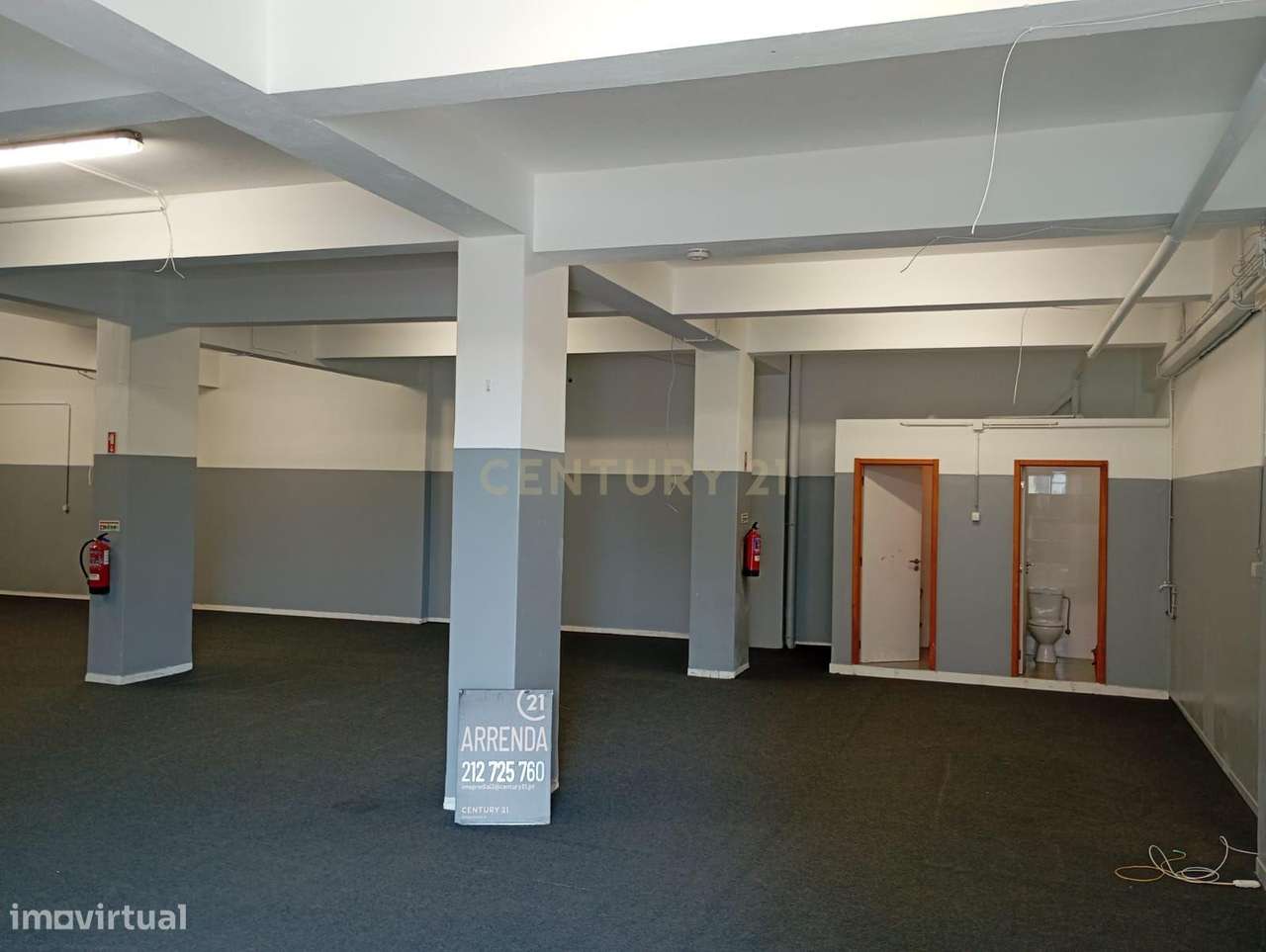 Arrenda-se Armazém com 261 Mts. em zona central de Almada - Grande imagem: 3/17