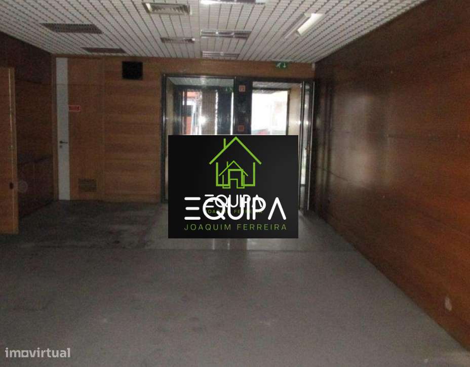 Loja p/comércio e serviços no centro de Paços de Ferreira - Grande imagem: 3/15