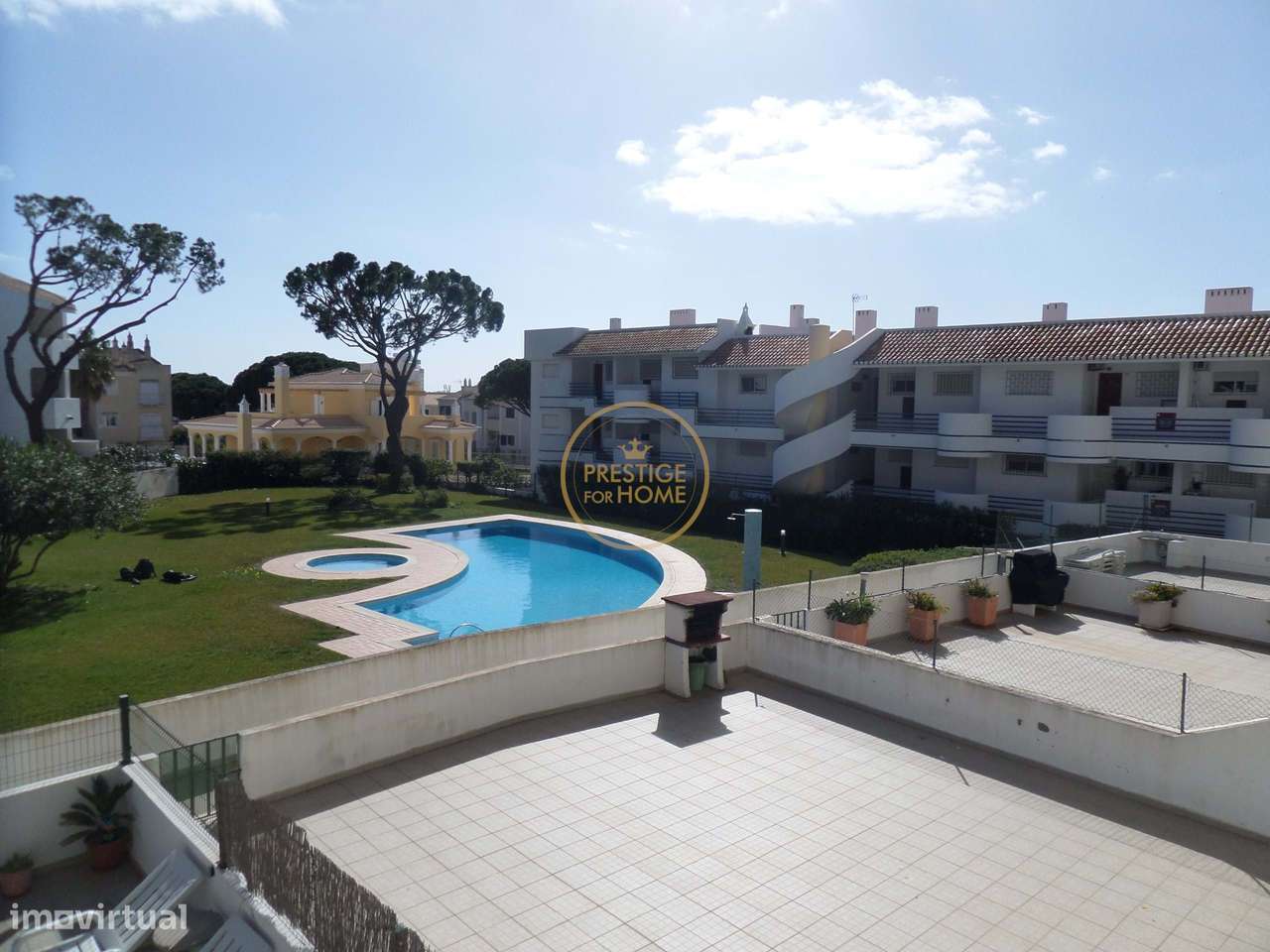 Espaçoso Apartamento T1 em Condomínio Privado – Vilamoura-5