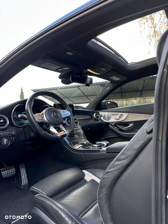 Mercedes-Benz Klasa C AMG 63 S Coupe AMG Speedshift MCT 9G - 13