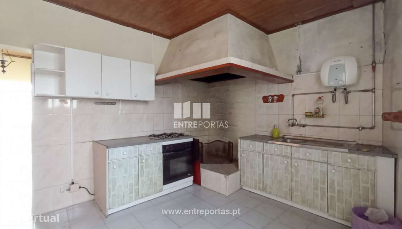 Venda de Moradias V2+V1 para restauro, Vilar, Vila do Conde - Grande imagem: 5/22