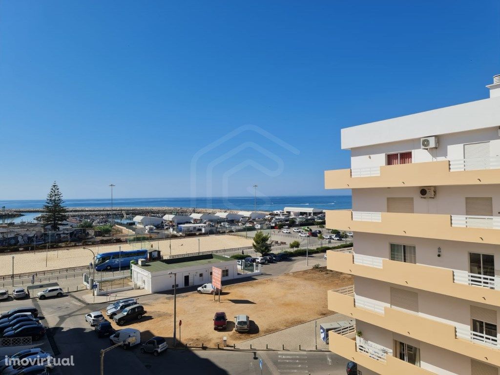 Apartamento T2 a 600 metros da praia em Quarteira, Algarve