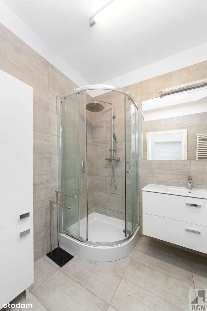 pl Jana Pawła II - 2 pok, ul.Ziemowita-18