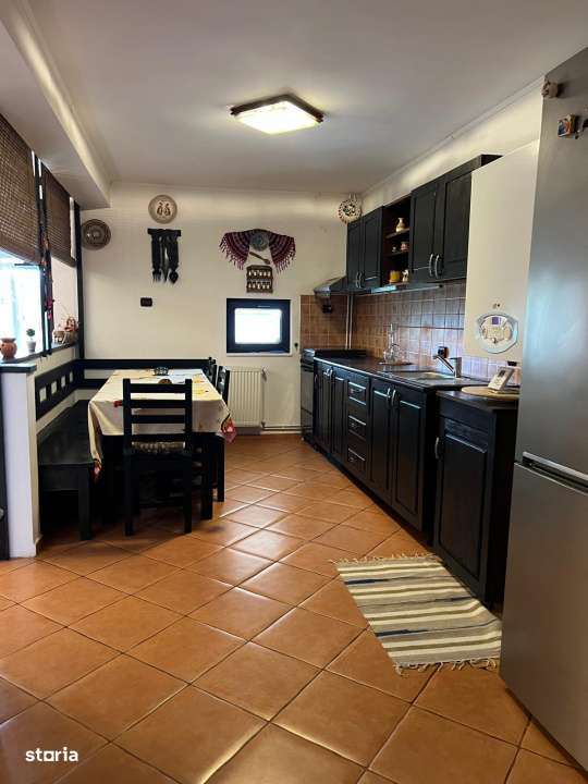 Vila de vanzare Brebu Prahova – S+P+E+M, 193 mp construiti, curte ge-8