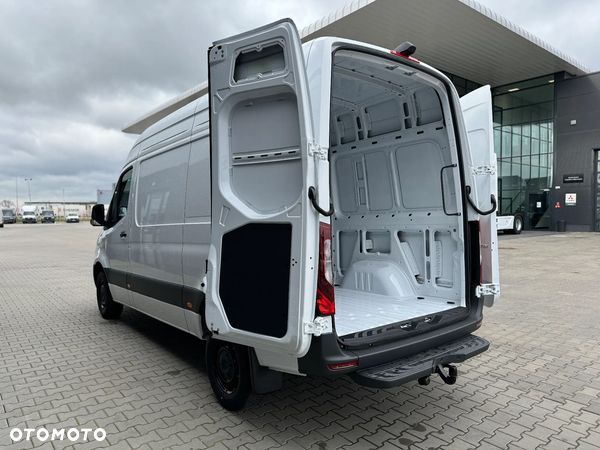 Mercedes-Benz Sprinter - 34