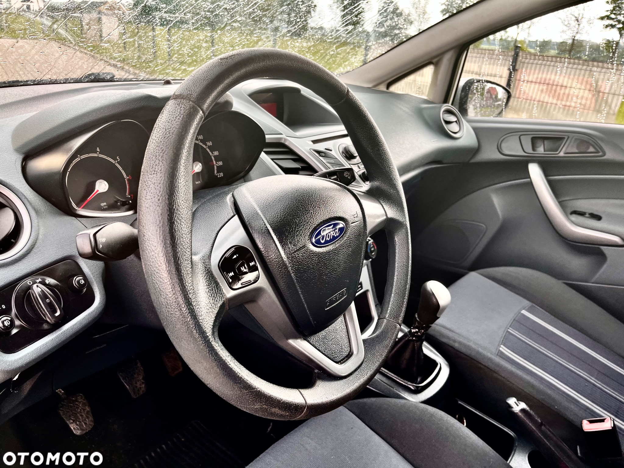 Ford Fiesta 1.25 Ambiente EU5 - 14