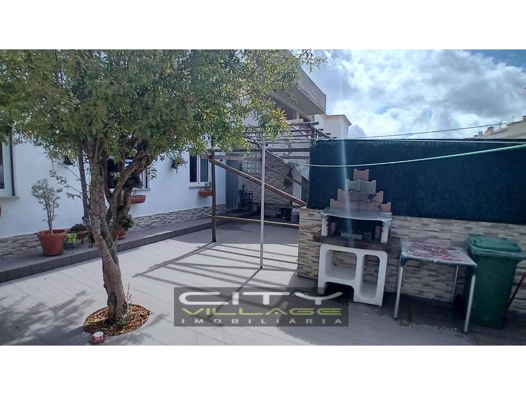 Andar Moradia RC Zona Afonsoeiro-7