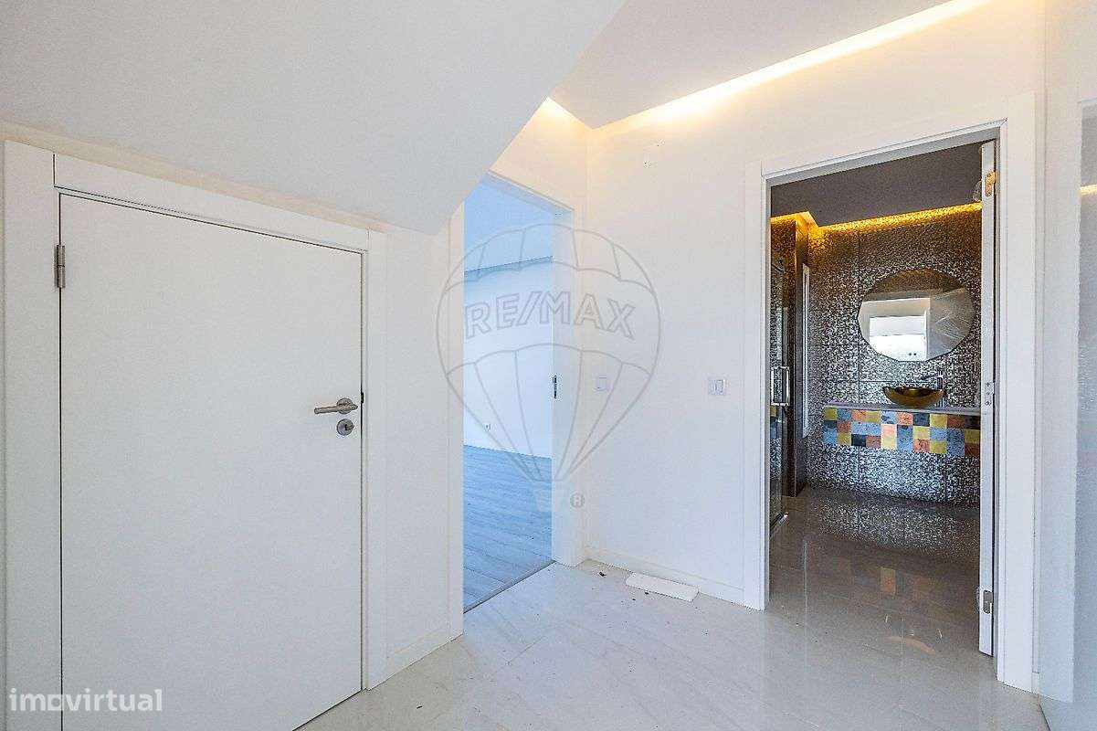 Moradia T5 para venda - Grande imagem: 4/27