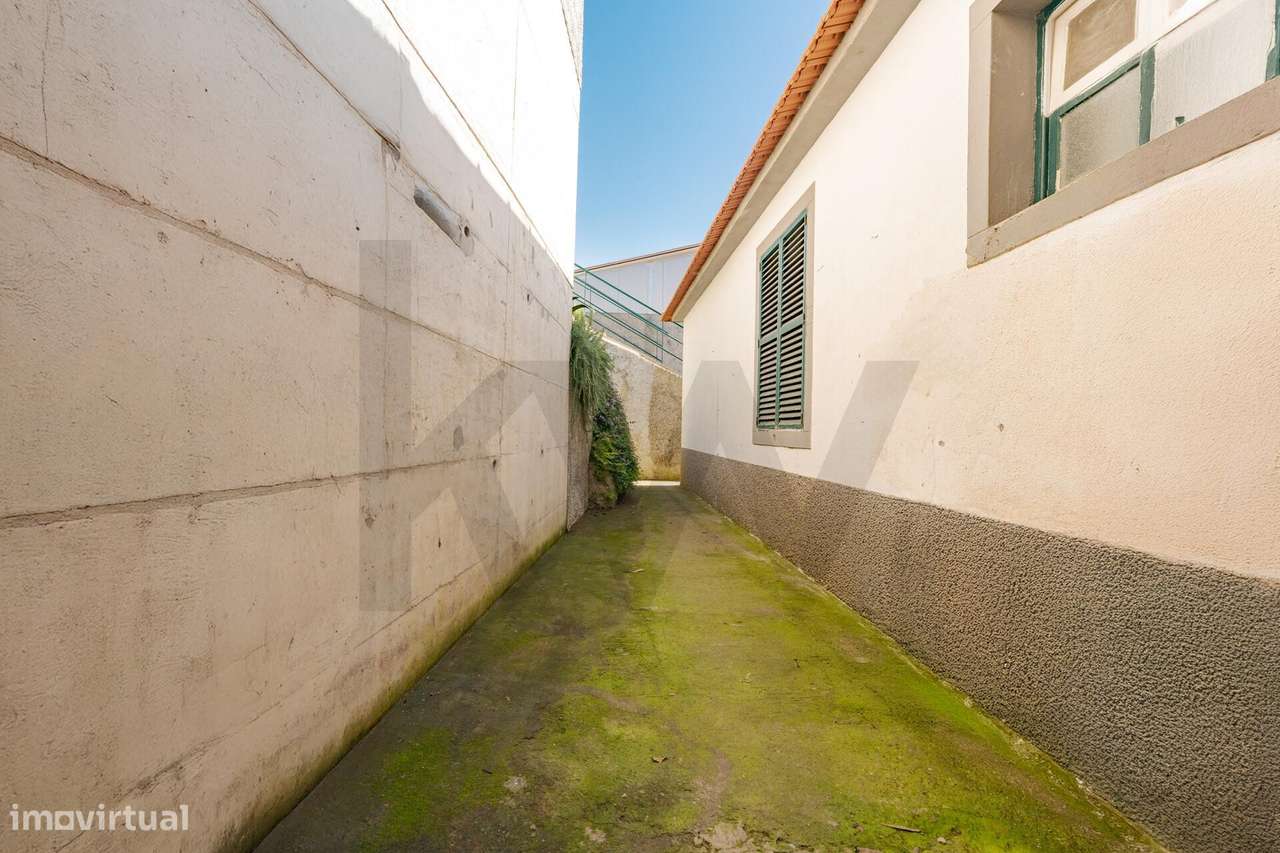 Moradia T1+1 em São Roque com fantástica vista mar-18