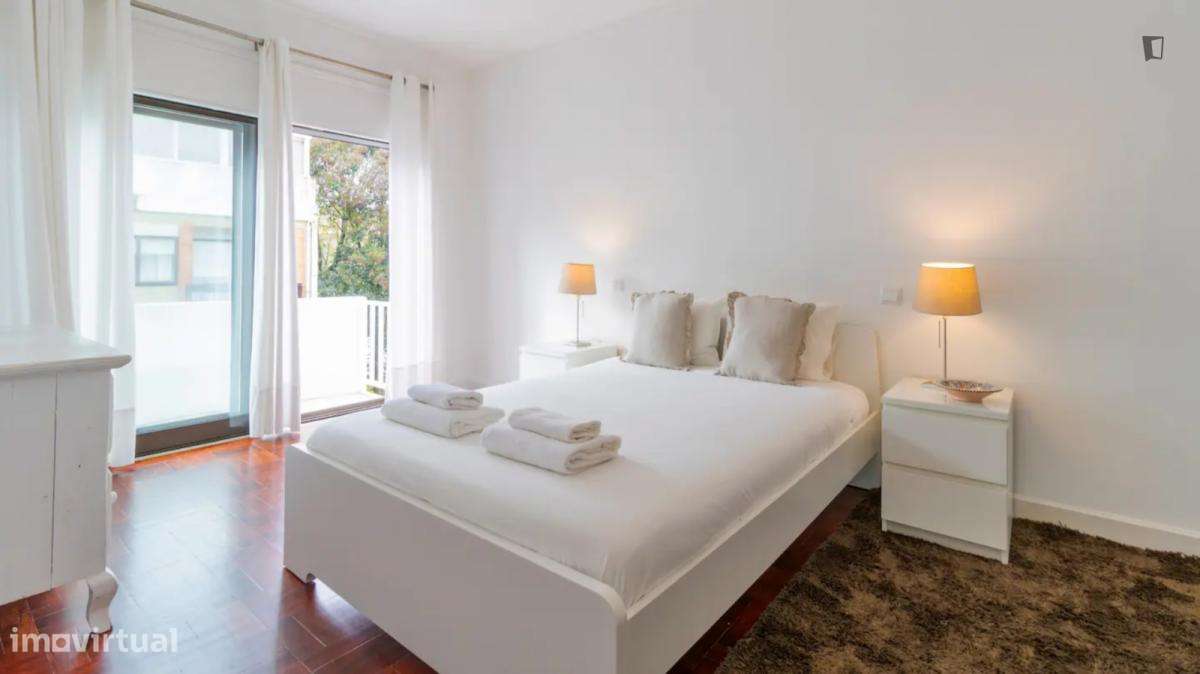 Apartamento com 3 quartos - localizado em Lordelo do Ouro Porto - Grande imagem: 3/10