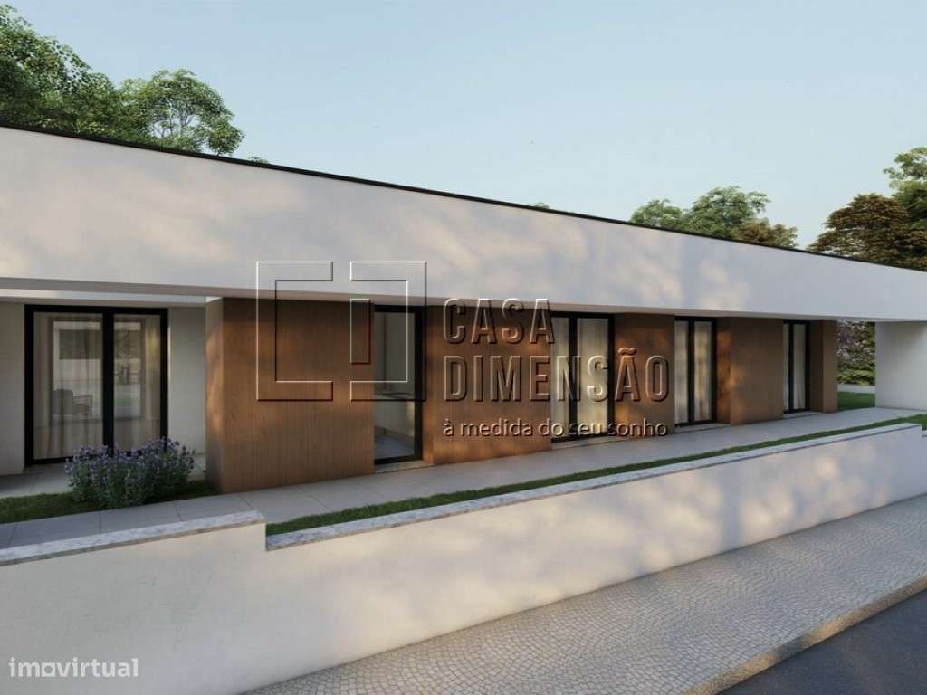 Moradia Térrea isolada de Arquitectura Moderna de tipologia T4 na z...-12