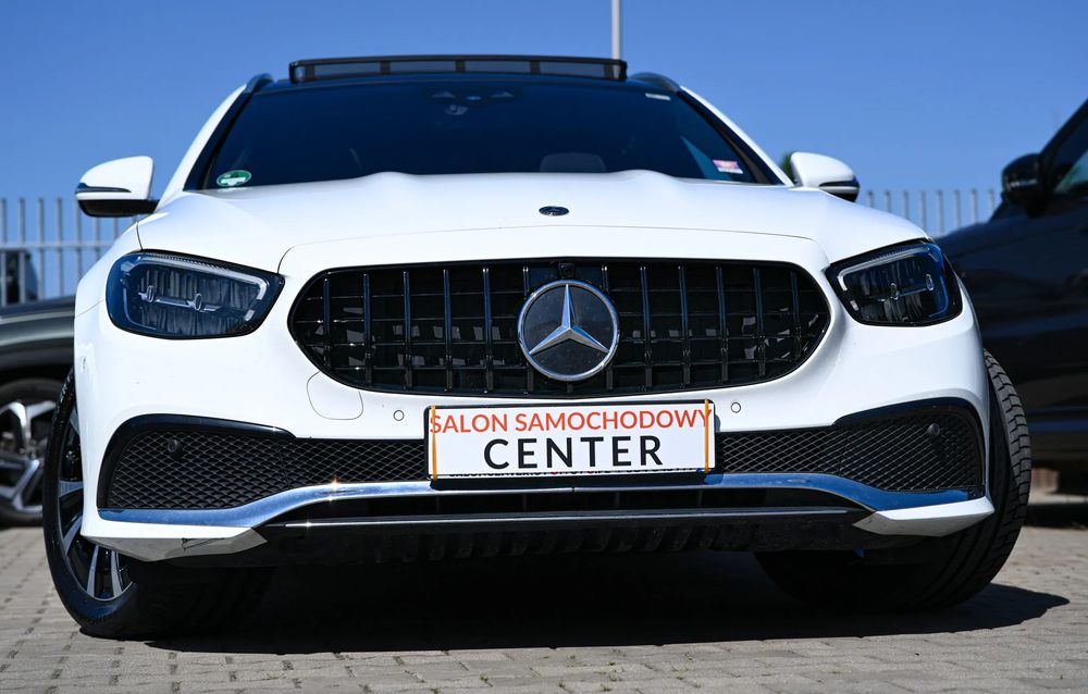 Mercedes-Benz E W213 (2016-2023) 300 de 9G-TRONIC 2021