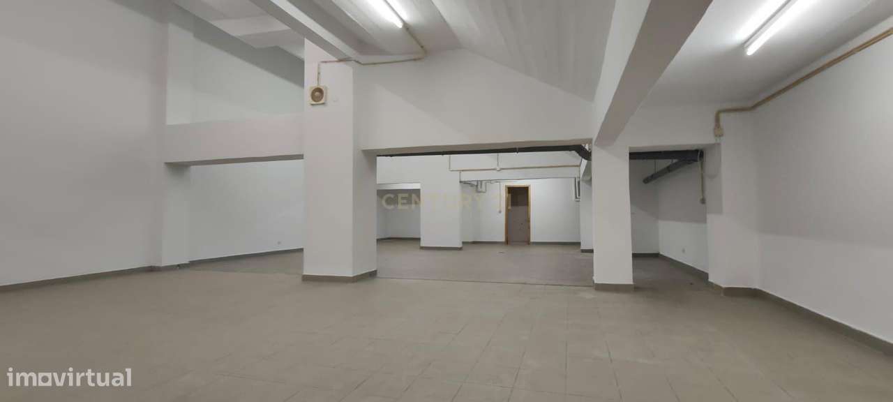 Armazém - 100m2 - Marvila - Metro da Bela vista - Grande imagem: 2/5