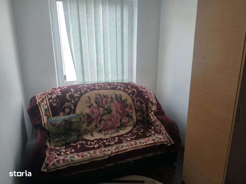 Apartament de vânzare - Imagine principală: 5/8