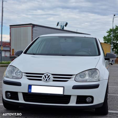 Volkswagen Golf - 2