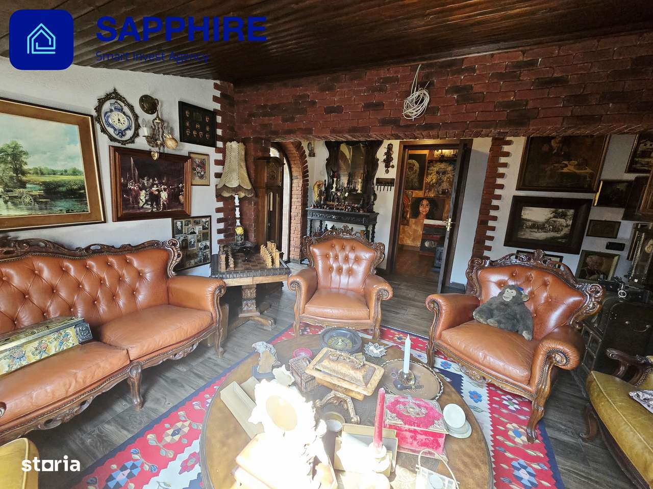 Vilă de lux Otopeni, pentru colecționari, înconjurată de brazi și artă-10